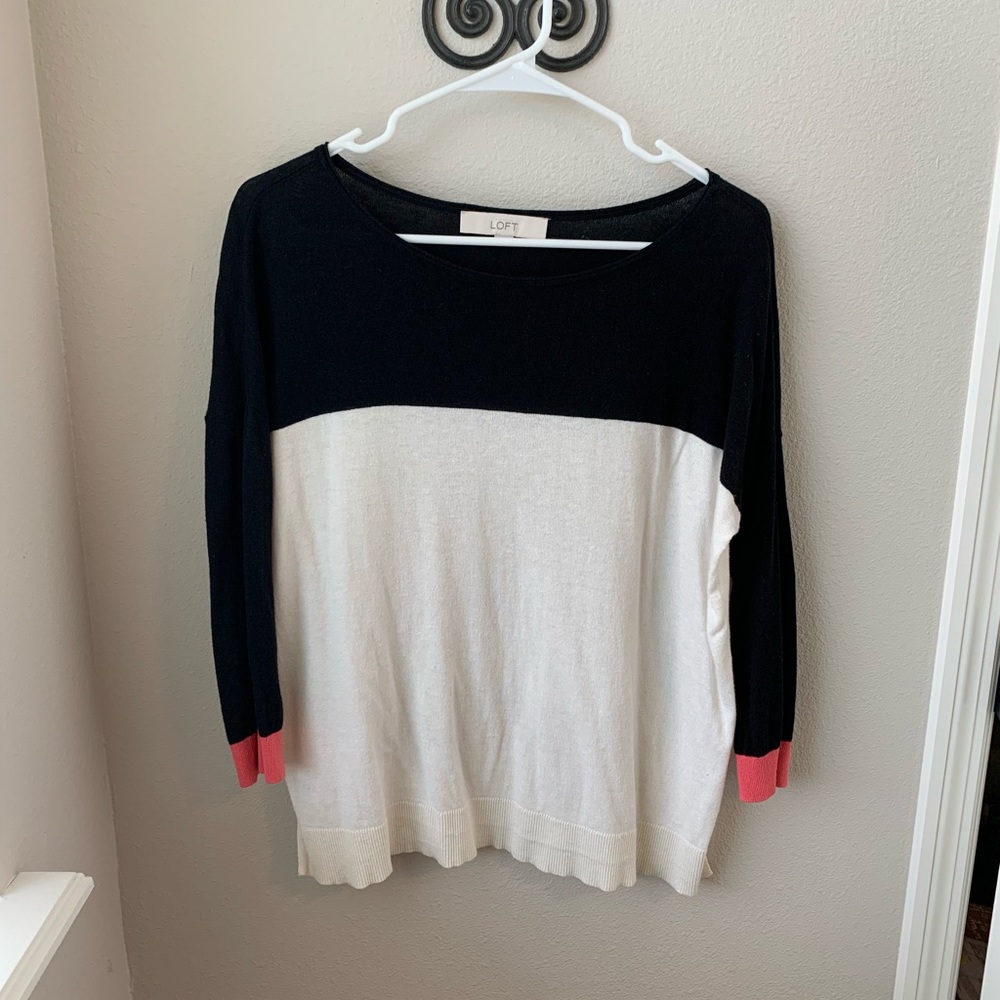 Loft - Lite weight 3/4 sleeve sweater - Black Cream & Pink - Size S - GUC